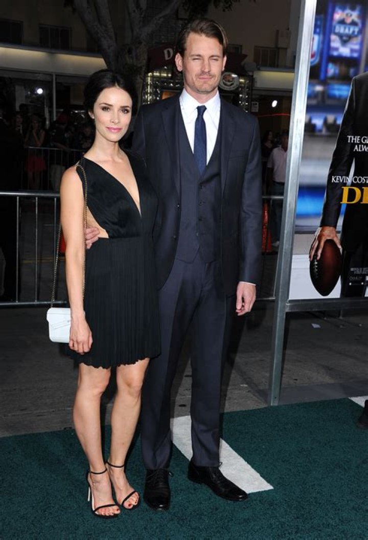 Abigail Spencer Dating | Ex-Husband Andrew Pruett