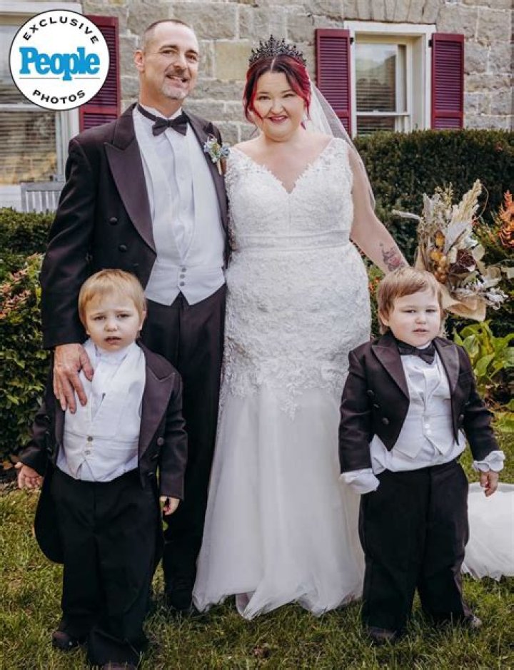 Amanda Stanton Dating, Married, Divorce, Past Affair, Children, Net Worth