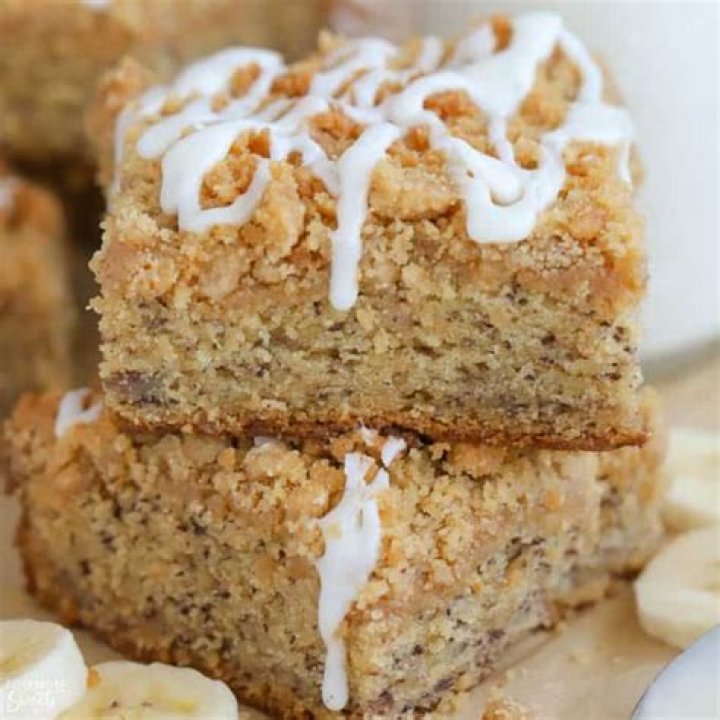 Banana Crumb Cake - Celebrating Sweets