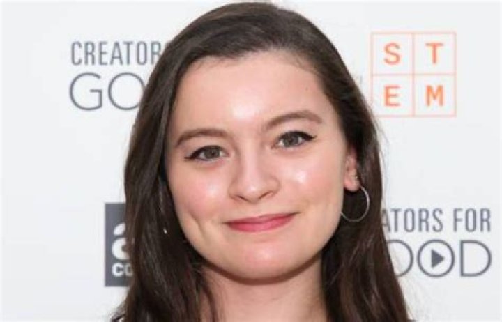 Dalila Bela Height, Weight, Body Measurements, Bra Size, Shoe Size