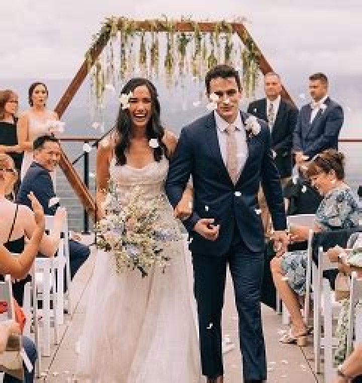 Emilie Ikeda Net Worth, Wiki, Parents, Ethnicity, Religion, Bio, Age, Family And More - SarkariResult