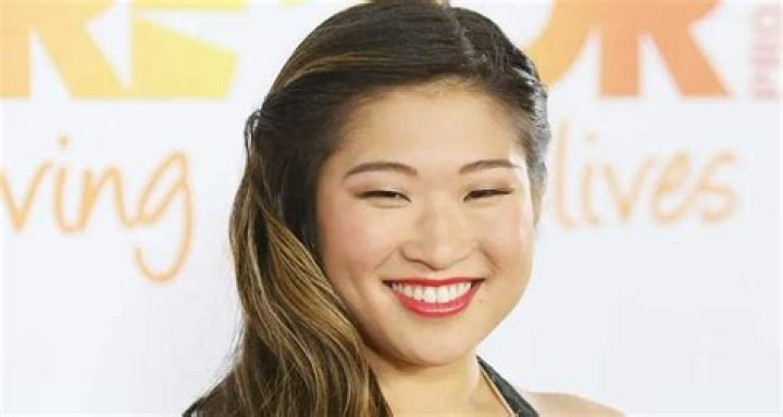 Jenna Ushkowitz Height, Weight, Measurements, Bra Size, Shoe Size