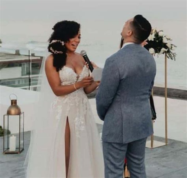 Jenny Ruiz Bio, Husband, Net Worth, YouTube, Instagram, Jen-ny69