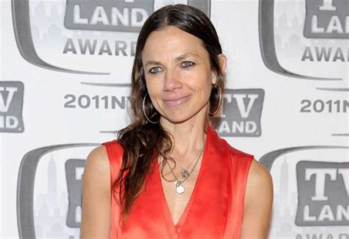 Justine Bateman Height, Weight, Measurements, Bra Size, Shoe Size