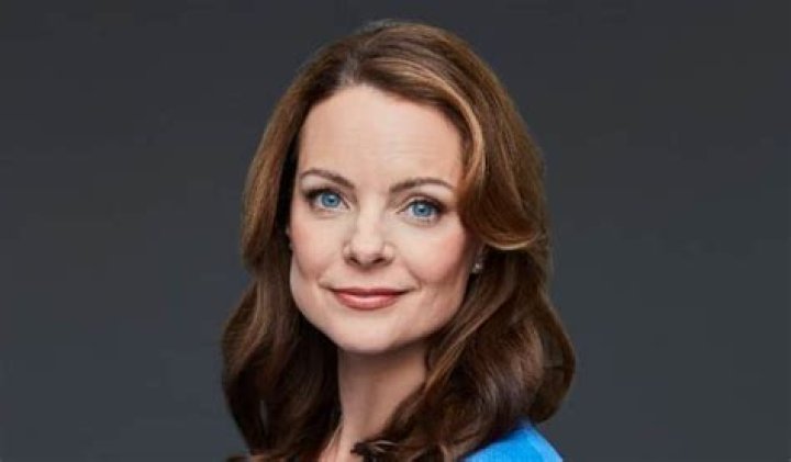 Kimberly Williams-Paisley Height, Weight, Measurements, Bra Size, Shoe Size