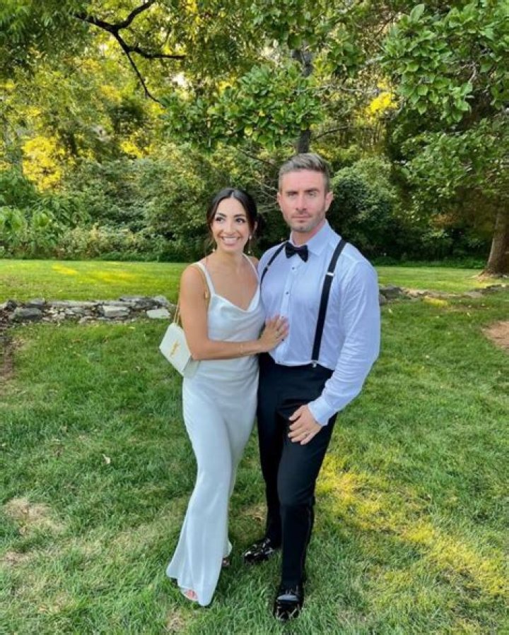 Phora Dating, Girlfriend, Net Worth, Earnings, Career, Wiki-Bio, Age