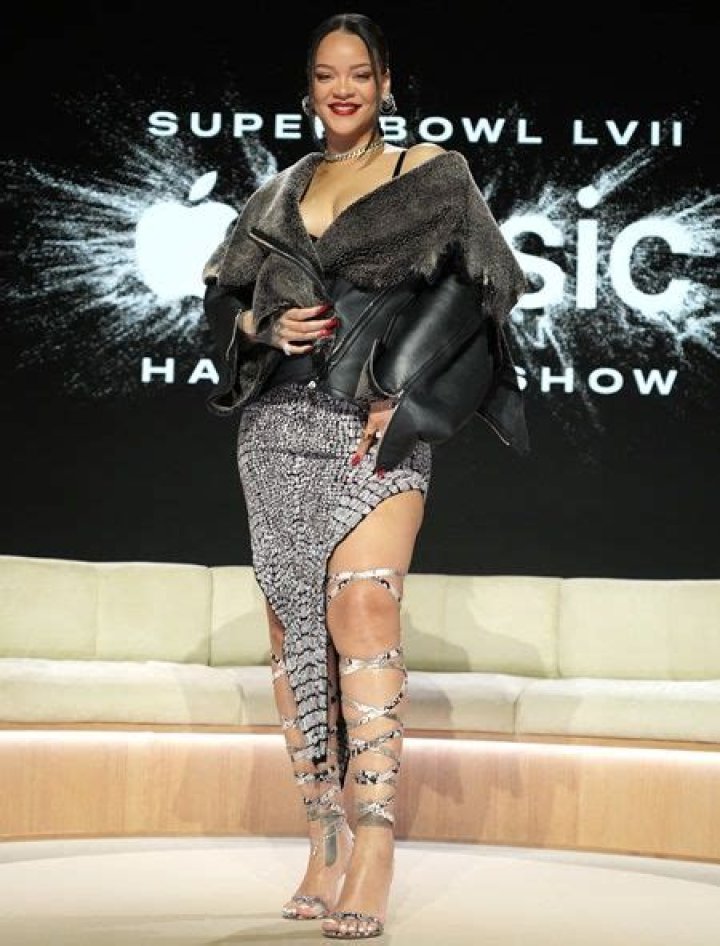 Rihanna Height, Weight, Measurements, Bra Size, Shoe Size