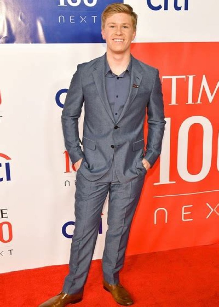 Robert Irwin Height, Weight, Body Measurements, Shoe Size