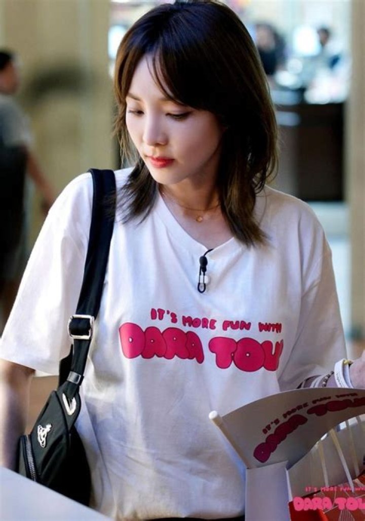 Sandara Park Height, Weight, Measurements, Bra Size, Shoe Size