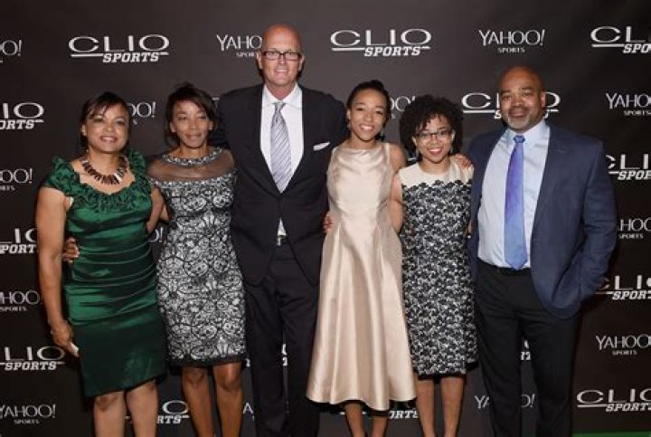 Scott Van Pelt's Age Today: A Detailed Look into the Celebrated Sportscaster's Journey - SarkariResult