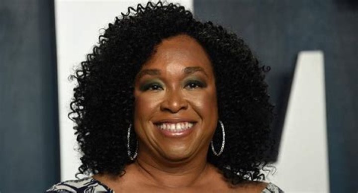 Shonda Rhimes Height, Weight, Body Measurements, Bra Size, Shoe Size