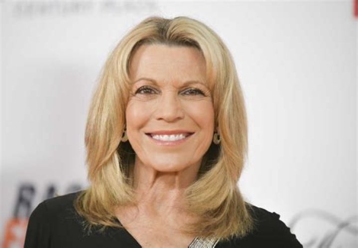 Vanna White Net Worth: Details About Salary, Income, Age, House, Career - SarkariResult