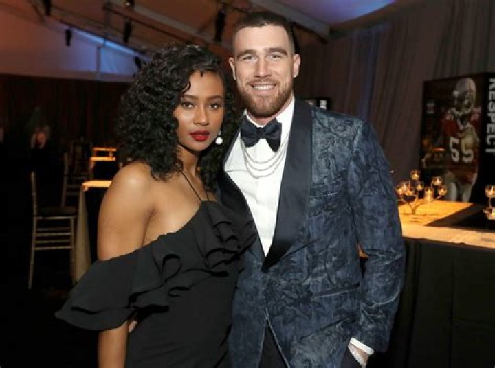 Who is Amanda Cerny Dating? Know Her Dating History and Affairs!